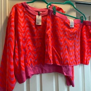 H&M Divided NWT never worn two piece knit skirt set